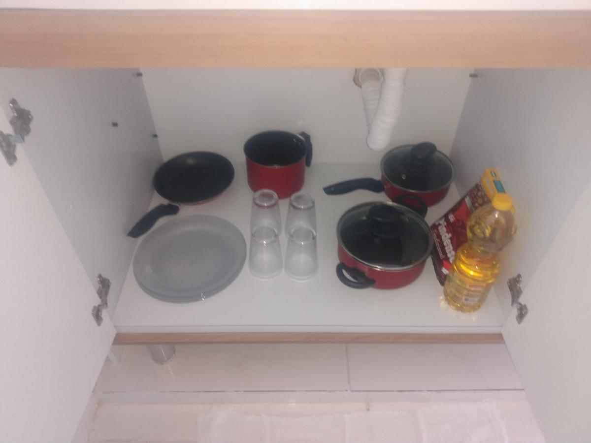핀다모냥가바 Loft 2 Completo Ar Canais Assinat Garagem Internet Prox Aparecida E Industrias 아파트 외부 사진